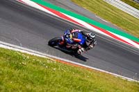 brands-hatch-photographs;brands-no-limits-trackday;cadwell-trackday-photographs;enduro-digital-images;event-digital-images;eventdigitalimages;no-limits-trackdays;peter-wileman-photography;racing-digital-images;trackday-digital-images;trackday-photos